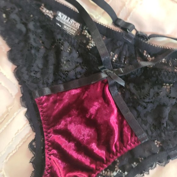 NWoT Killstar Ruby Scarlet Velvet Boudoir Bra and Panty Set - Picture 5 of 6